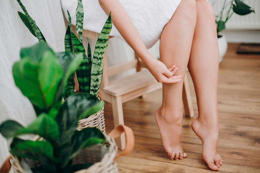 Relaxbel Spray o Relaxbel Crema: ¿cuál necesitas para las piernas cansadas?