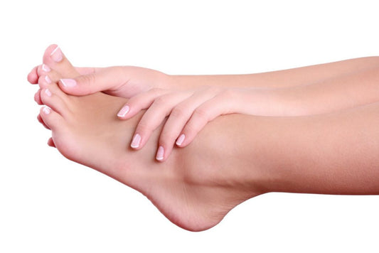 Crema con urea para los pies: cómo funciona y qué concentración necesitas realmente